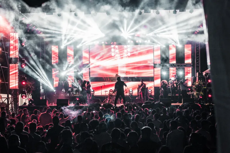 Same Song, Different Universe: How Concert Setlists Rewire the Way You Hear Music